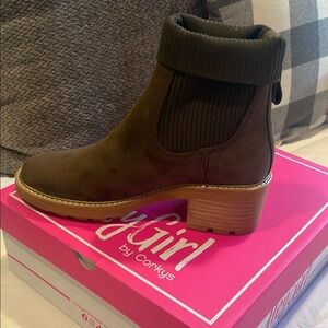 Corkys Women's Brown Ankle Boots